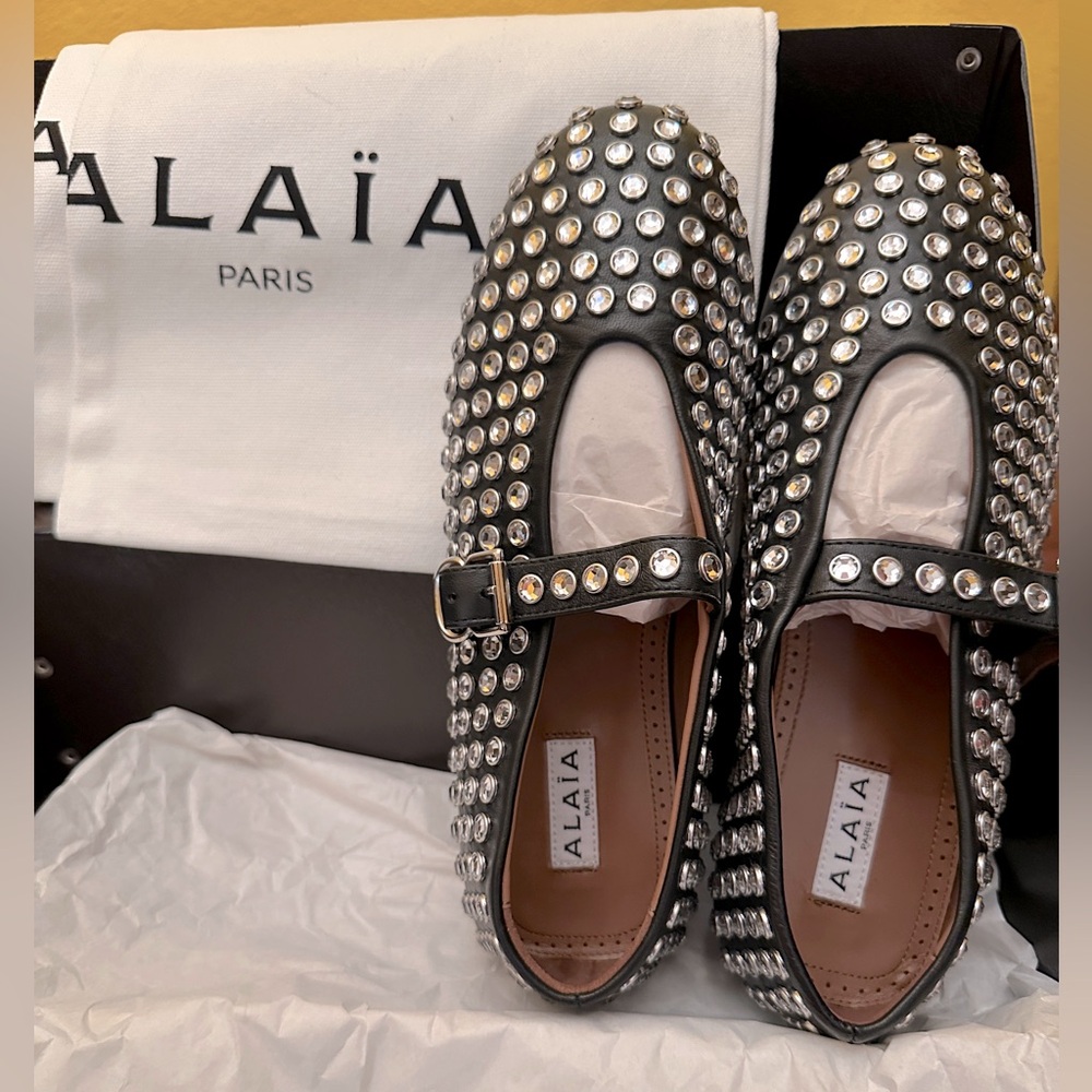 Like New Alaia Mary Jane Ballerina Flats with Studs Allover size 7.5 - Picture 2 of 12